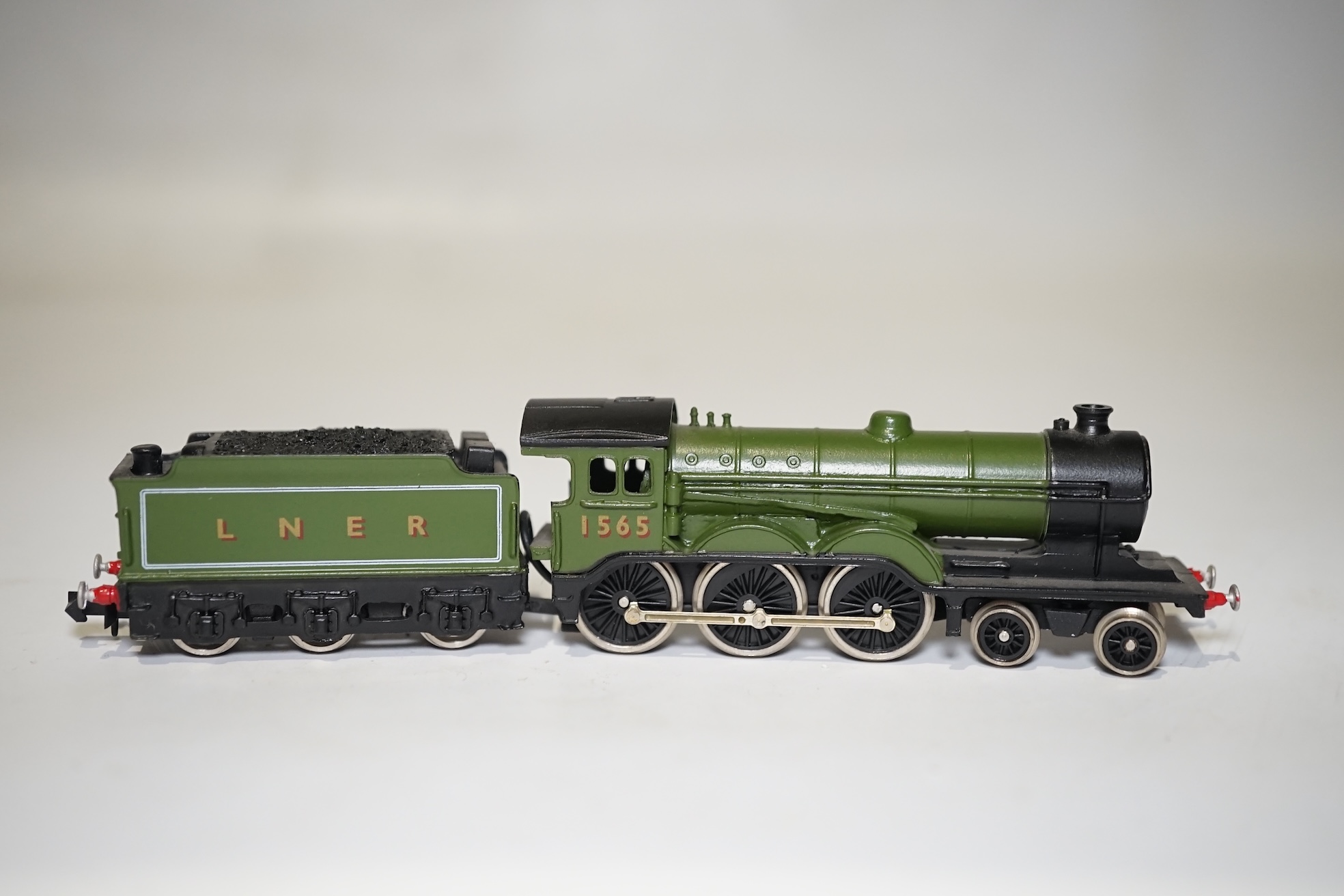 Two boxed Union Mills Models N gauge railway LNER locomotives; a Class B12, 1565, and a Class J39, 2943. Condition - good.